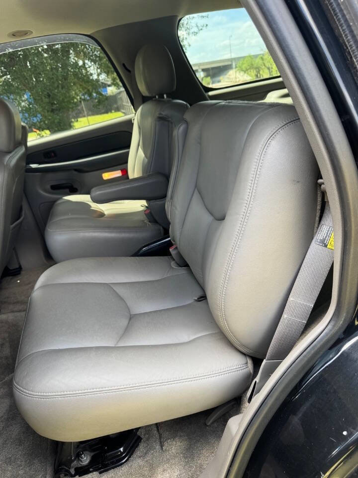 Used 2003 GMC Yukon SLT w/ 1SD Preferred Equipment Group image 10