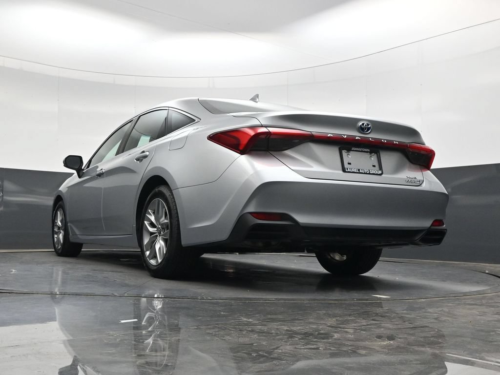Used 2022 Toyota Avalon XLE w/ Moonroof Package FWD image 36