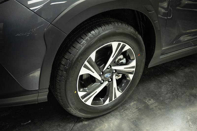 Used 2024 Subaru Crosstrek 2.0i Premium AWD/4WD image 4