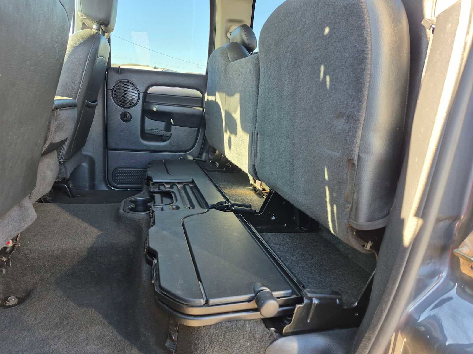 Used 2004 Dodge Ram 2500 Truck SLT w/ Trailer Tow Group image 30