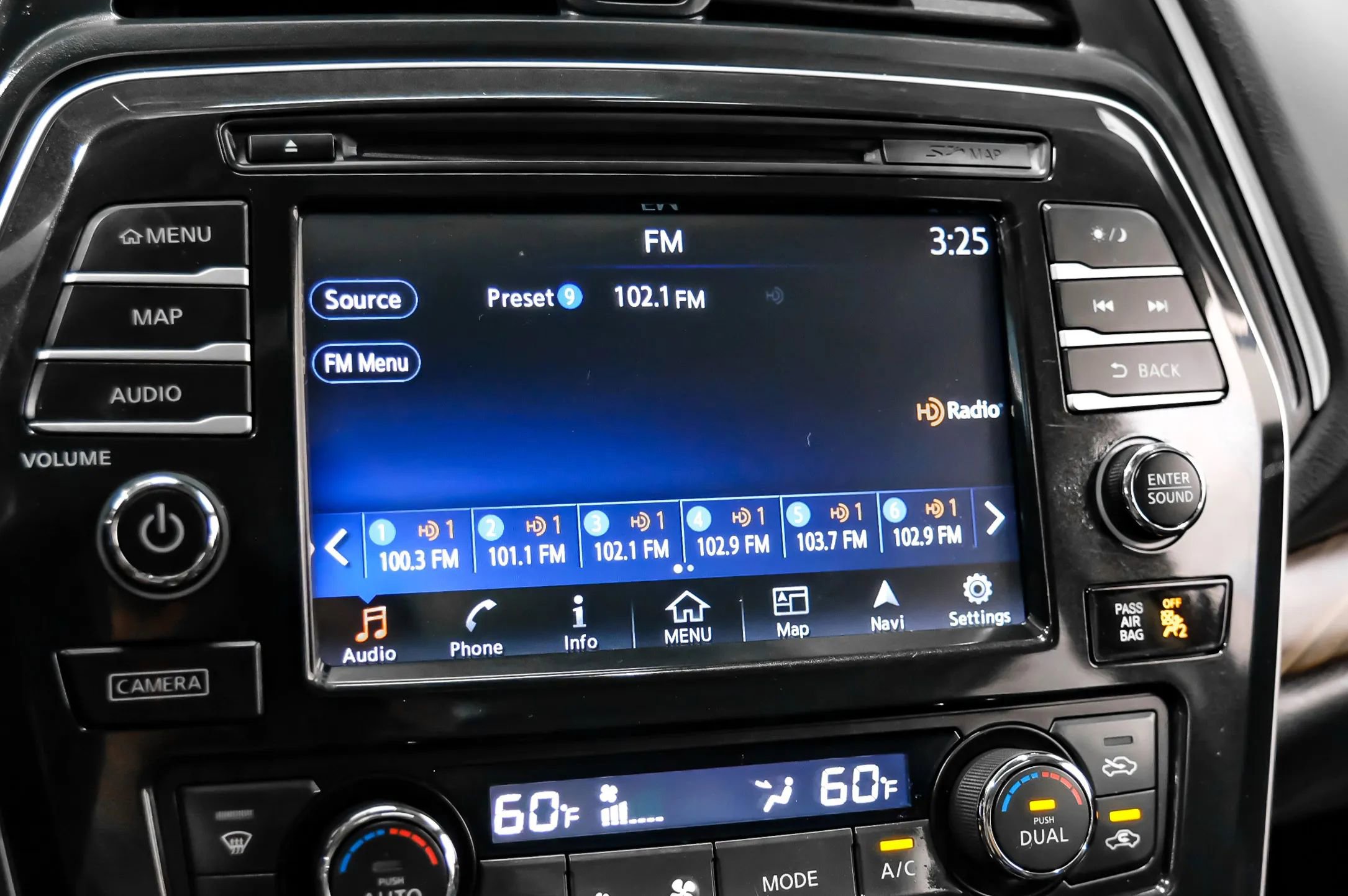 Used 2017 Nissan Maxima Platinum FWD image 37
