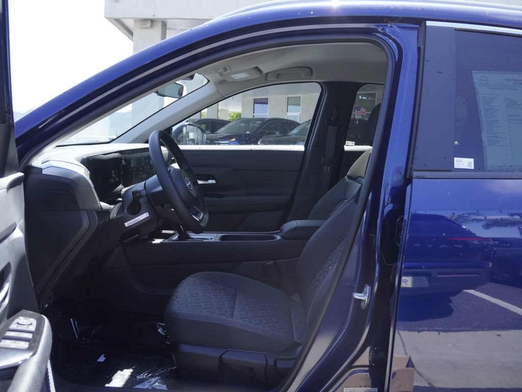 New 2026 Nissan Kicks SV w/ Interior Electronics Package FWD image 20