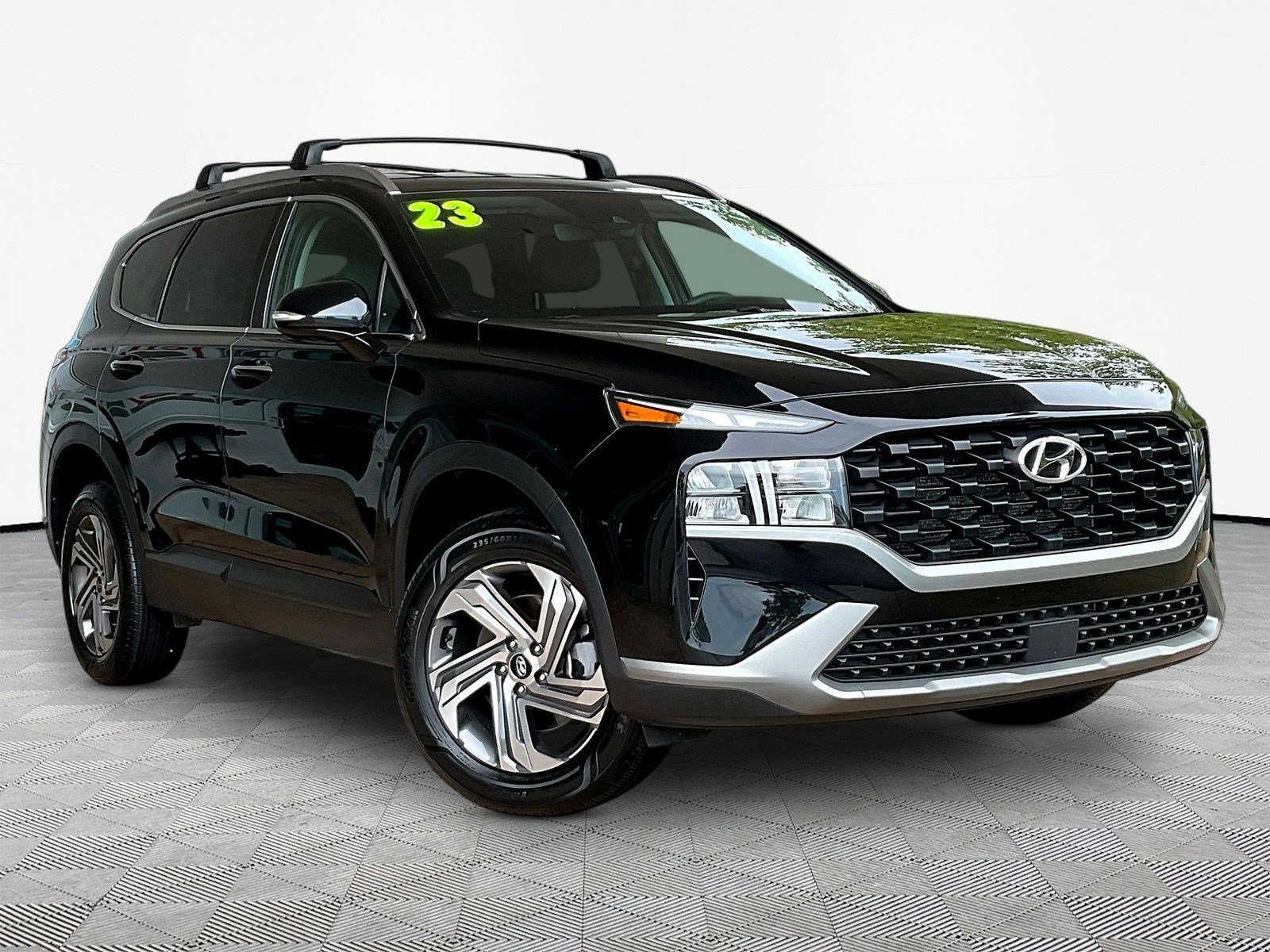 Used 2023 Hyundai Santa Fe SEL AWD/4WD image 3