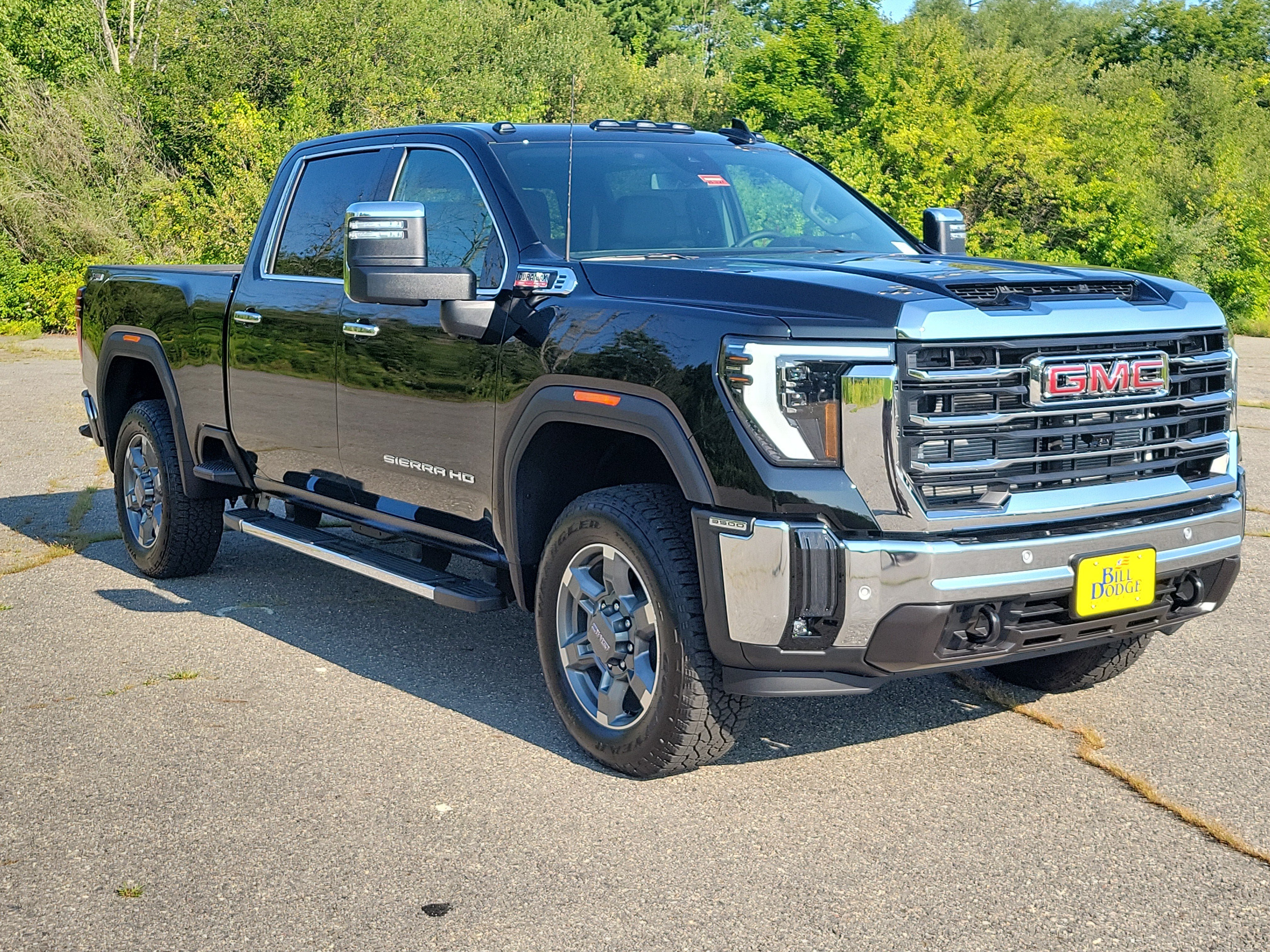 New 2026 GMC Sierra 3500 SLT w/ SLT Premium Package AWD/4WD image 9