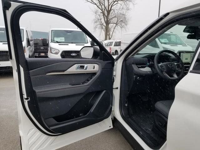 New 2026 Ford Explorer Active w/ Active Comfort Package AWD/4WD image 12