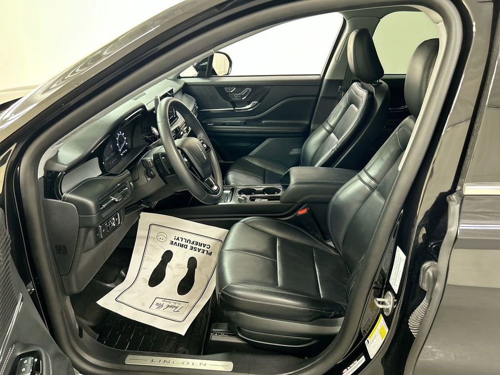Used 2022 Lincoln Corsair AWD w/ Equipment Group 101A image 9