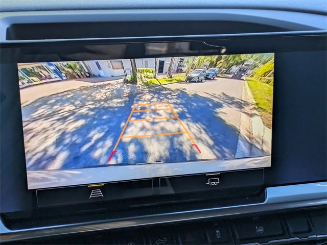 Used 2022 Chevrolet Silverado 1500 LT image 23