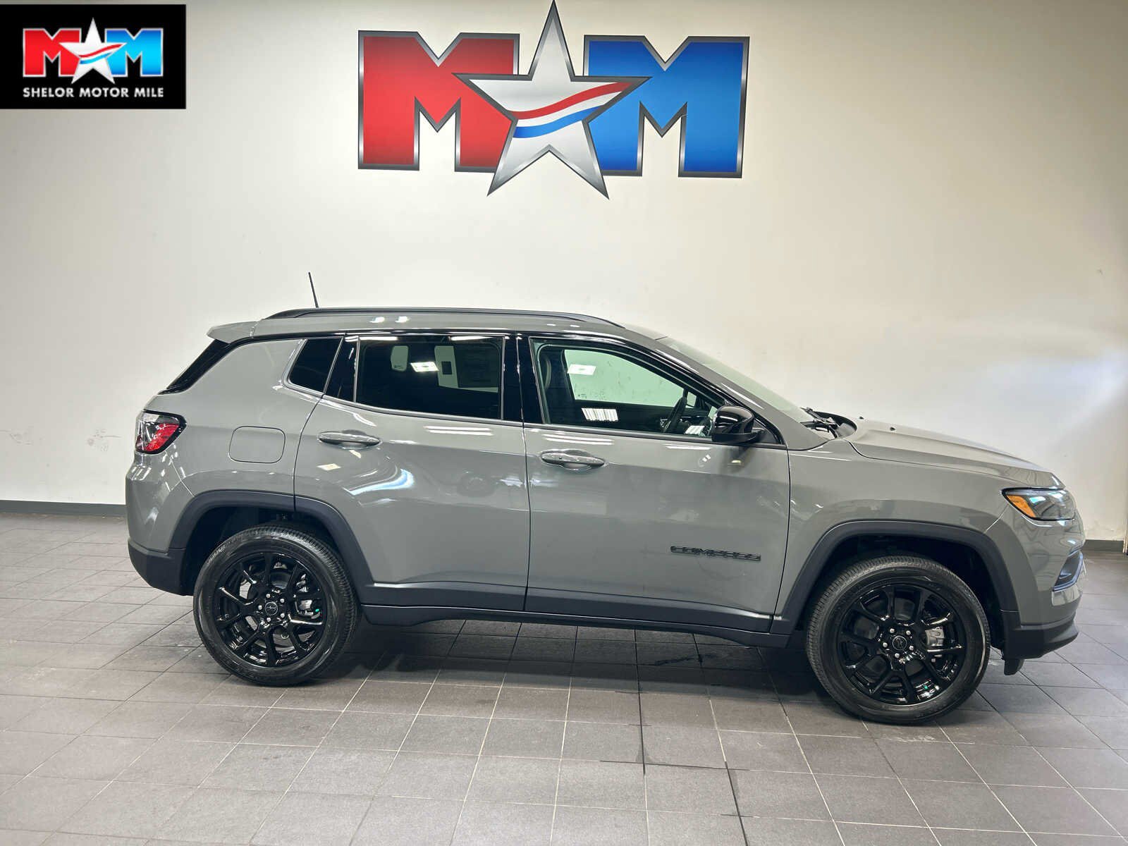 New 2026 Jeep Compass Latitude