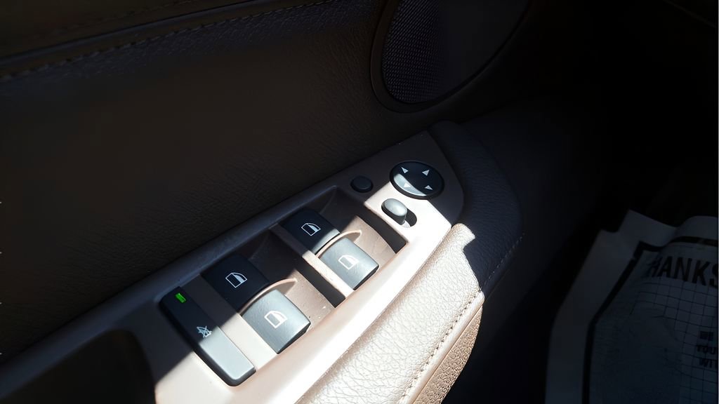 Used 2009 BMW X5 xDrive30i image 23