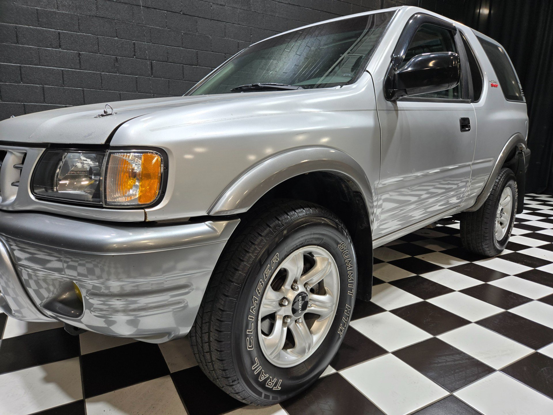 Used 2002 Isuzu Rodeo Sport RWD image 14