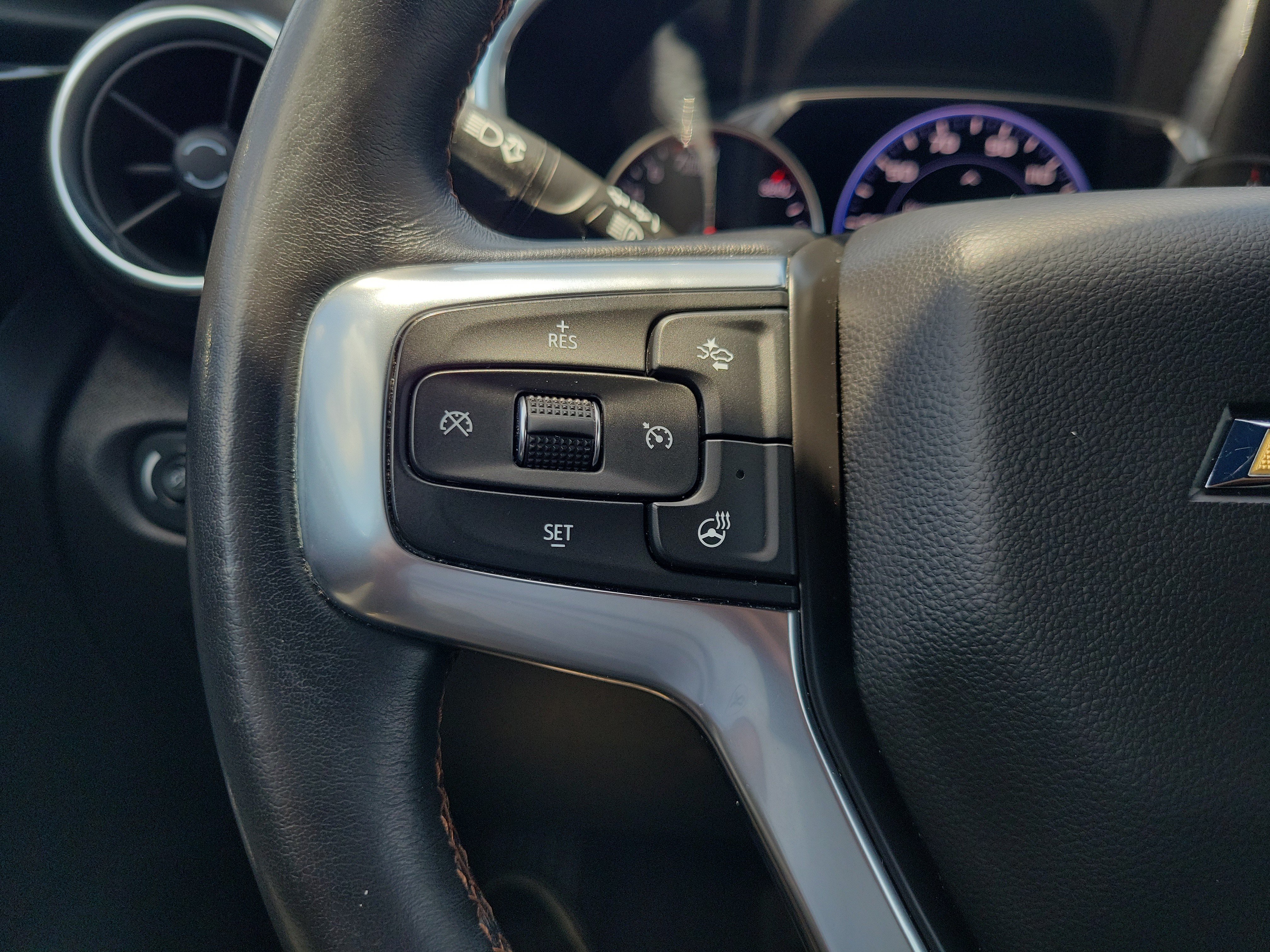 Used 2021 Chevrolet Blazer Premier w/ Driver Confidence II Package FWD image 30