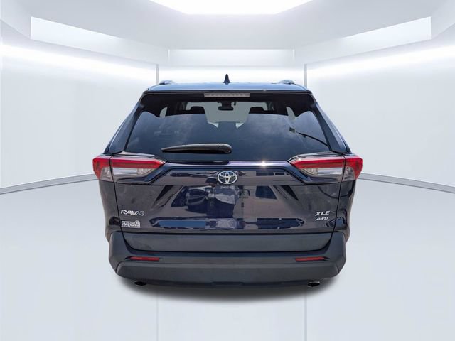 Used 2021 Toyota RAV4 XLE w/ Convenience Package AWD/4WD image 5