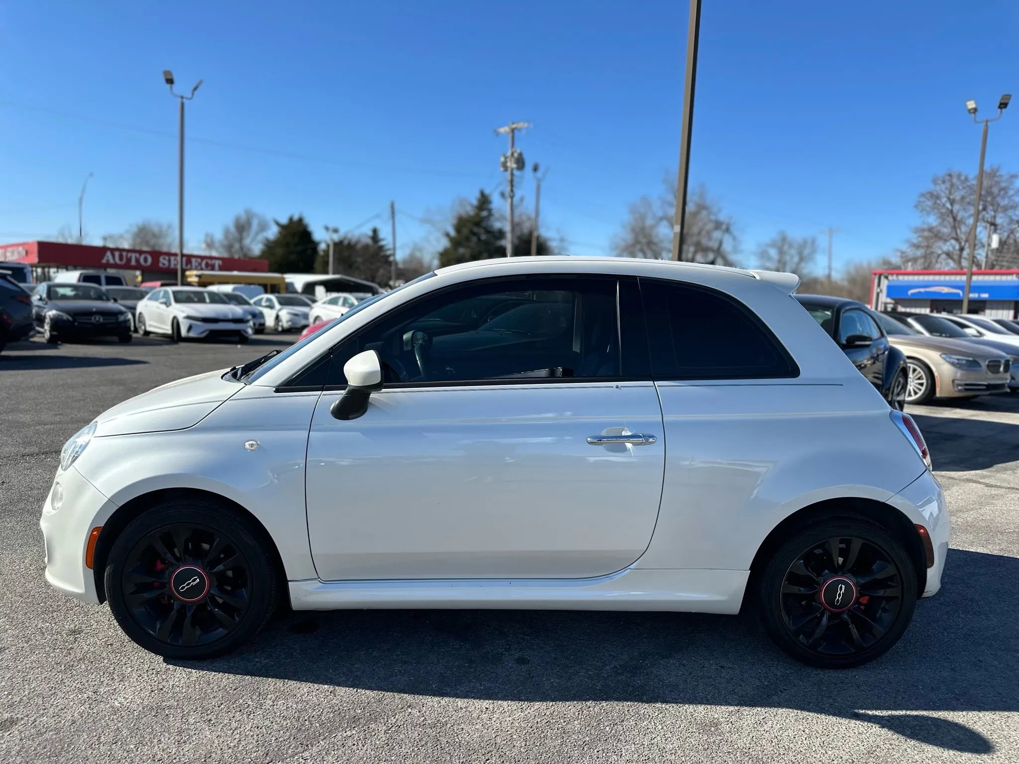 Used 2015 FIAT 500 Sport w/ Comfort/Convenience Group image 9