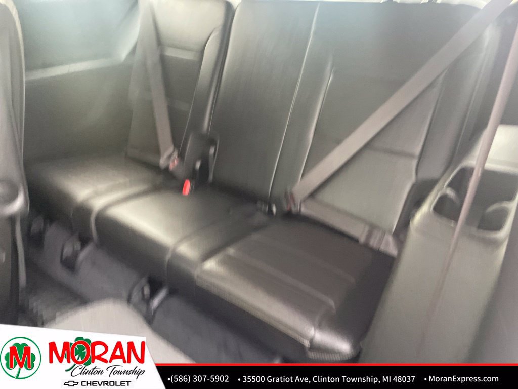 Used 2023 Chevrolet Traverse Premier AWD/4WD image 14