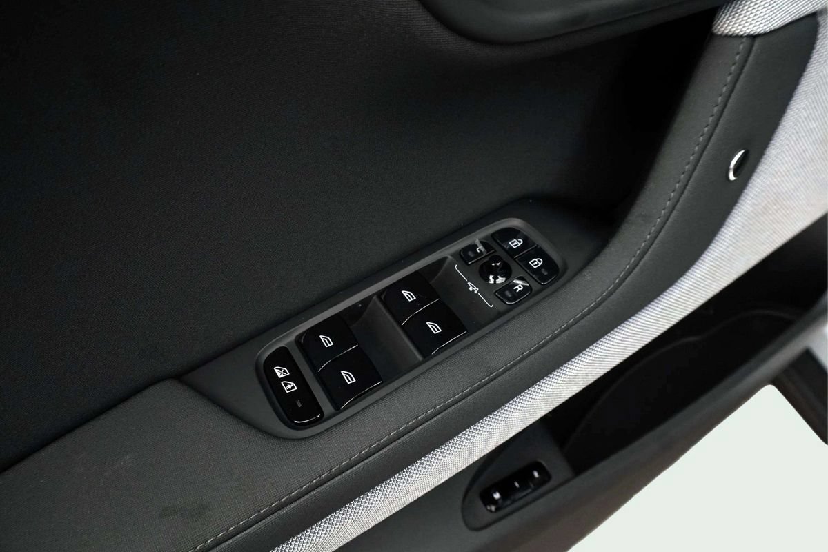 Used 2024 Polestar Polestar 2 AWD/4WD image 16