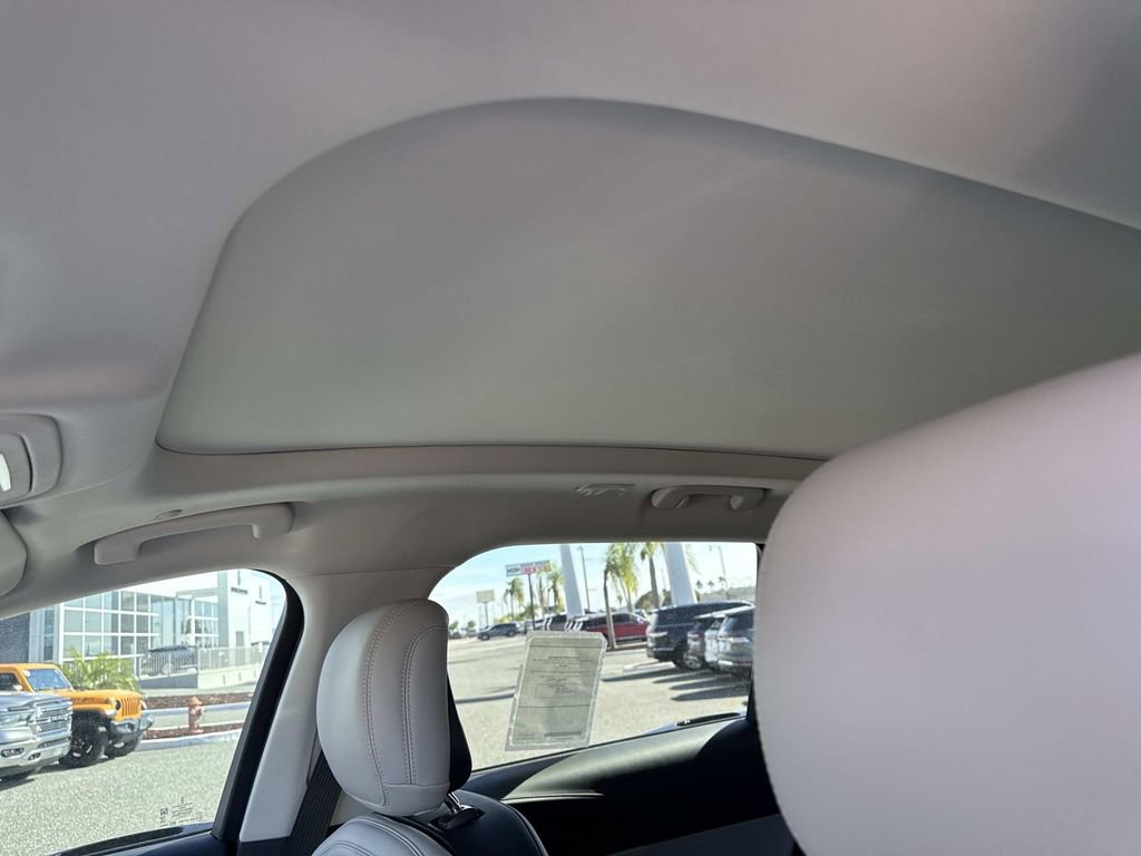 New 2026 Lincoln Nautilus Premier w/ Equipment Group 102A image 33