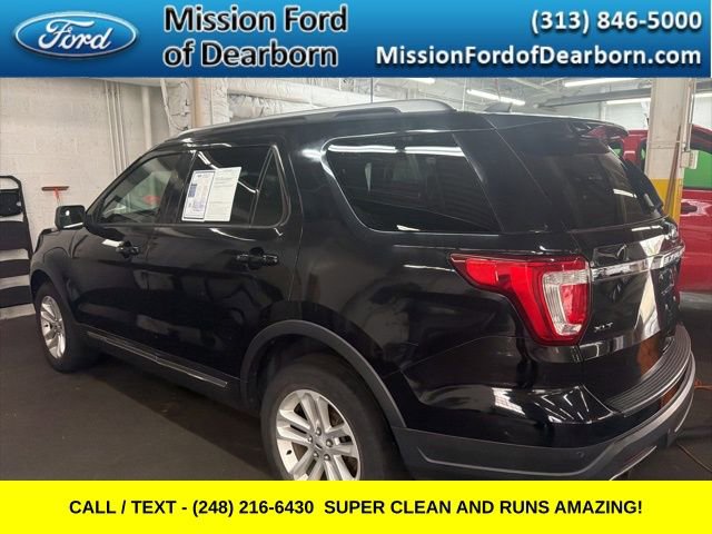 Used 2019 Ford Explorer XLT AWD/4WD image 3