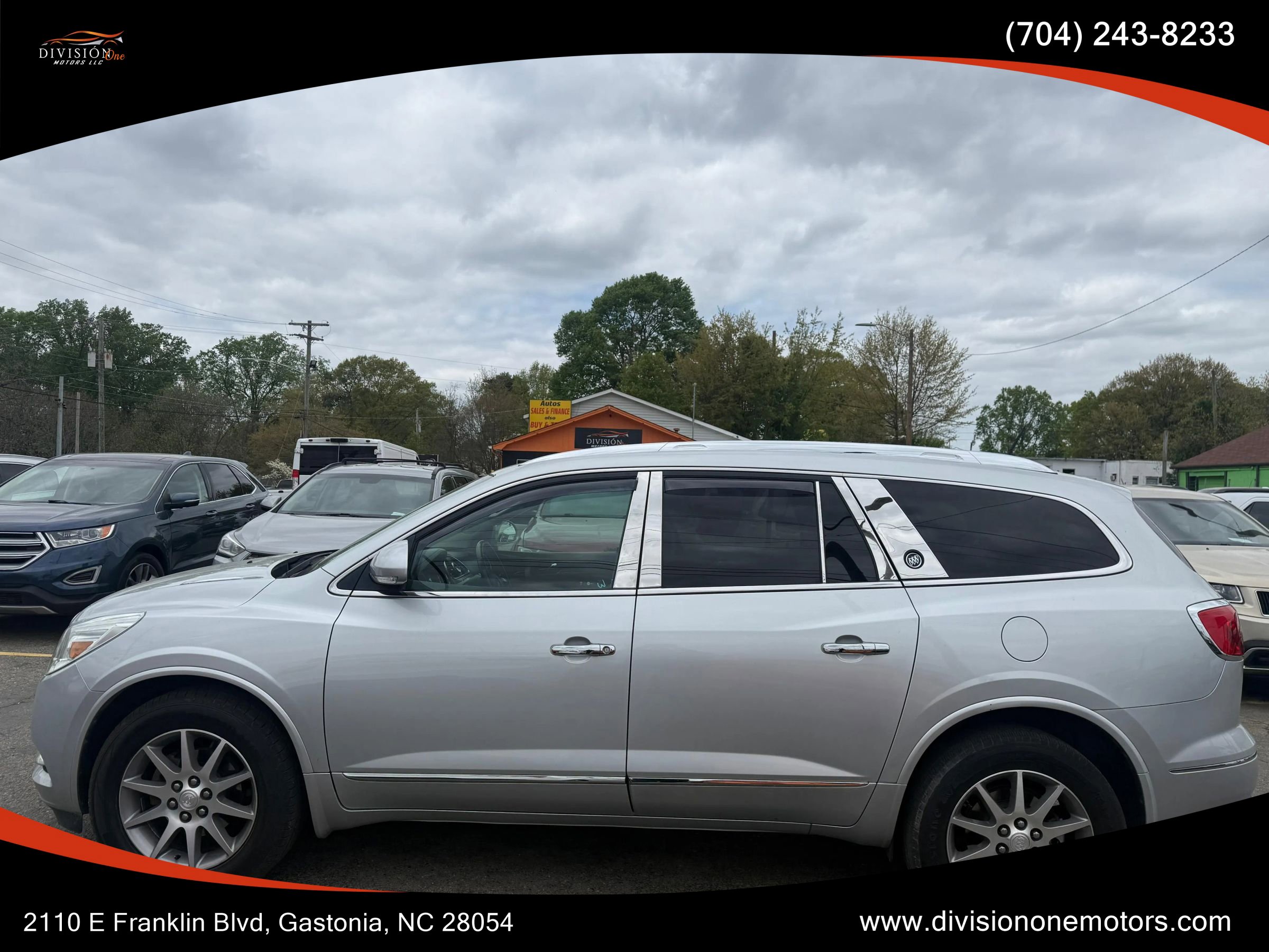 Used 2017 Buick Enclave Leather image 7