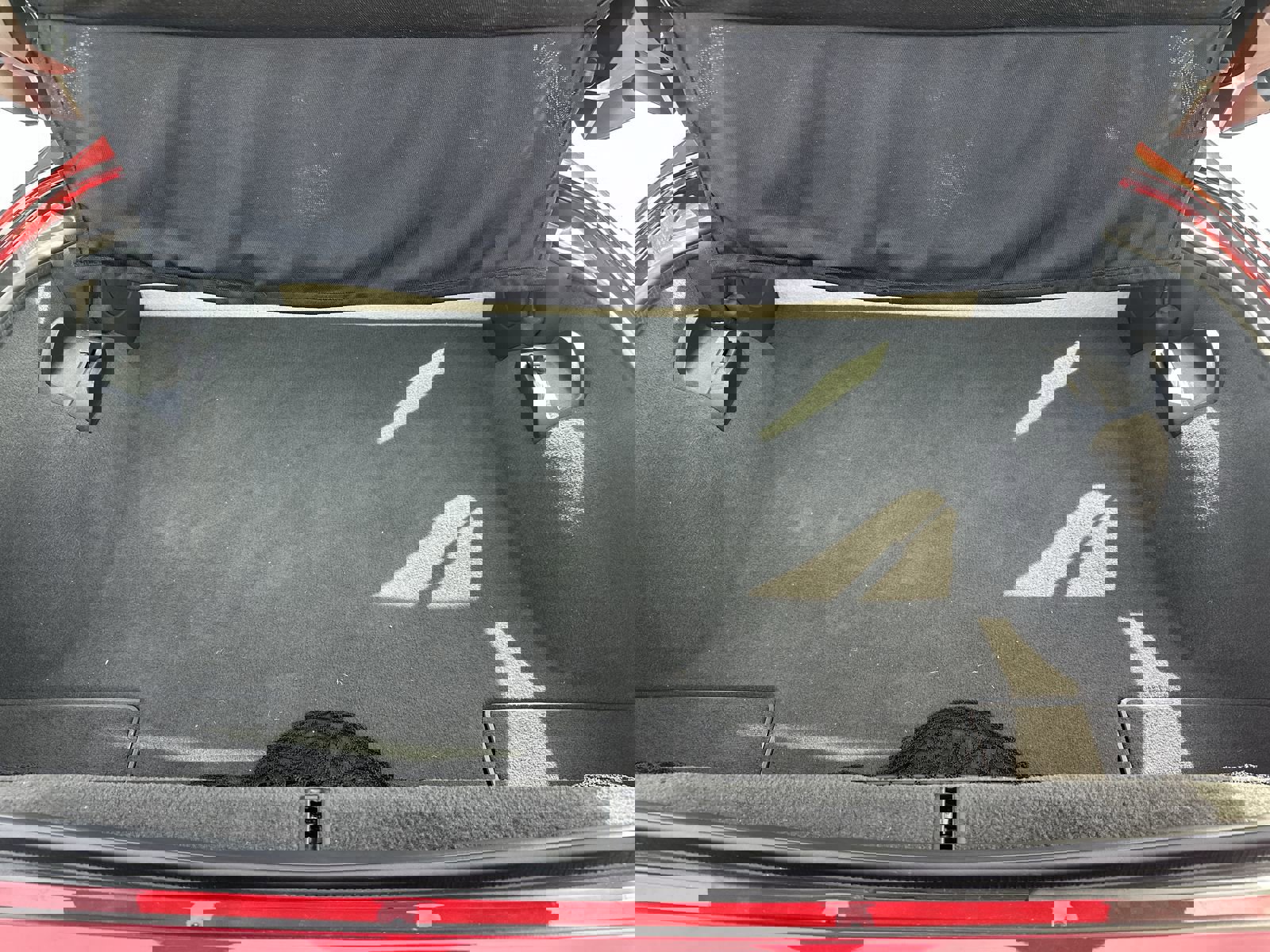 Used 2013 Chevrolet Corvette Grand Sport w/ 2LT Preferred Equipment Group image 31