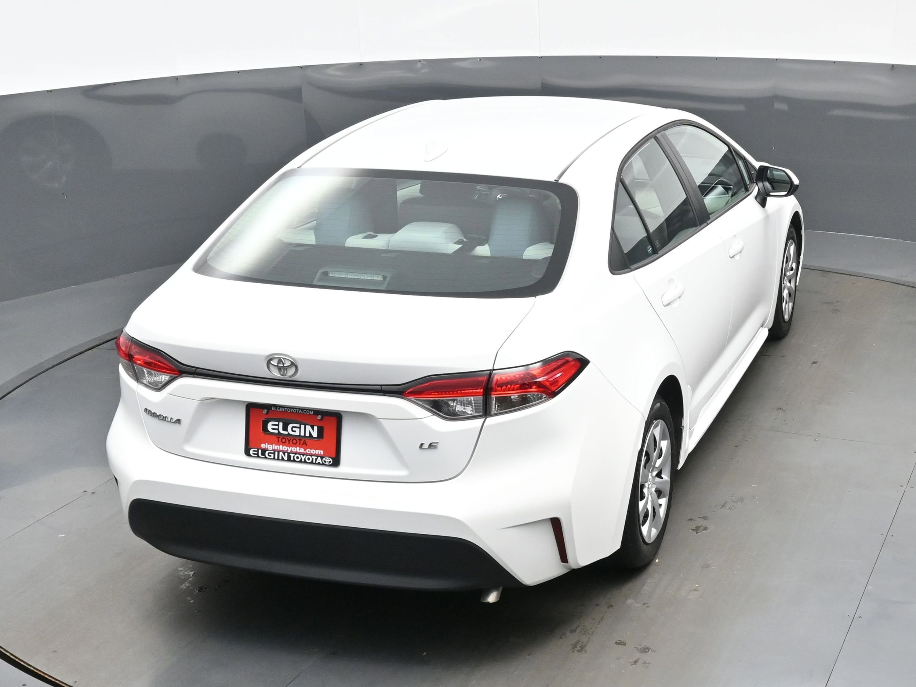 Used 2023 Toyota Corolla LE FWD image 38