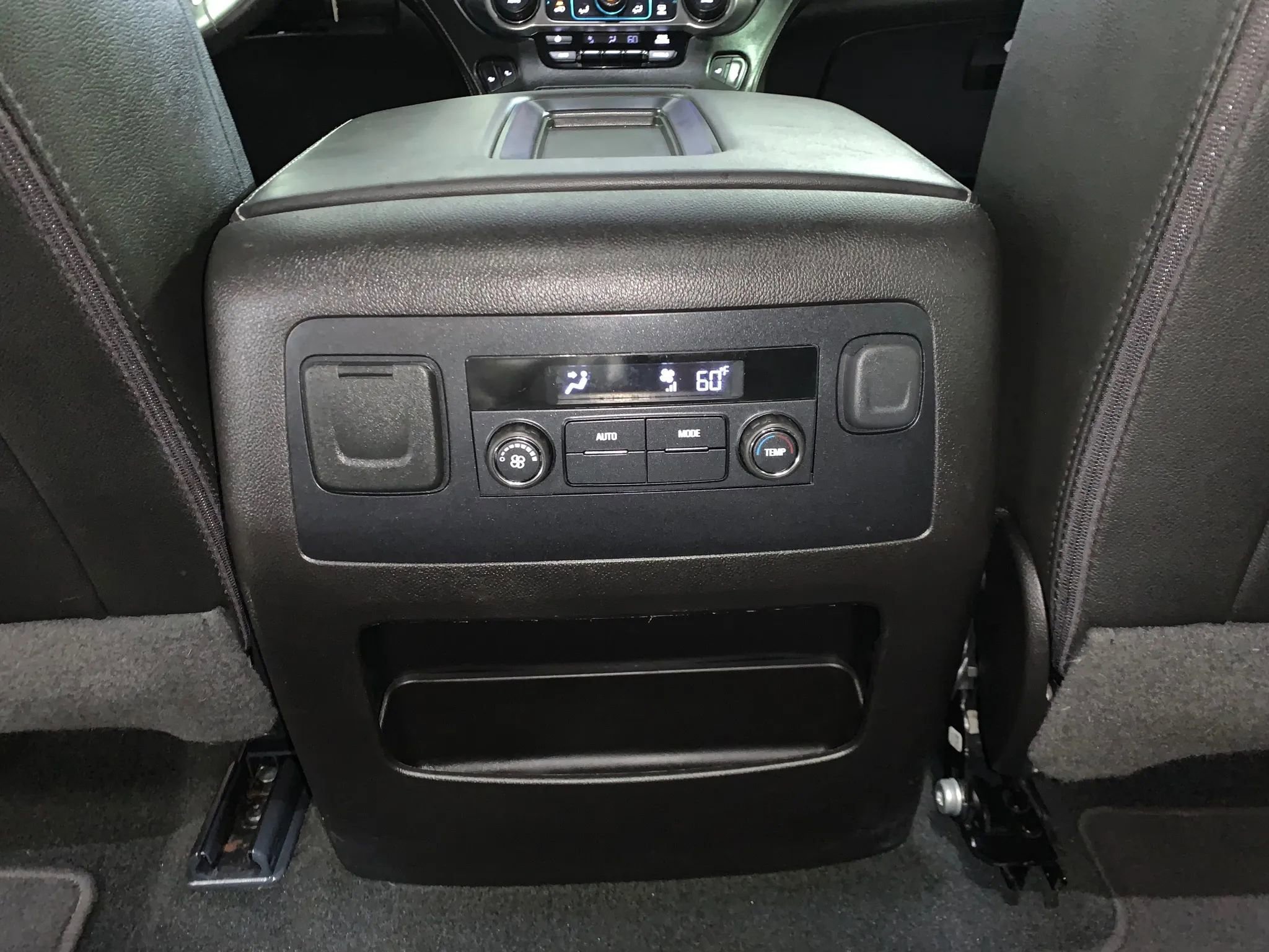 Used 2017 Chevrolet Tahoe LT image 26