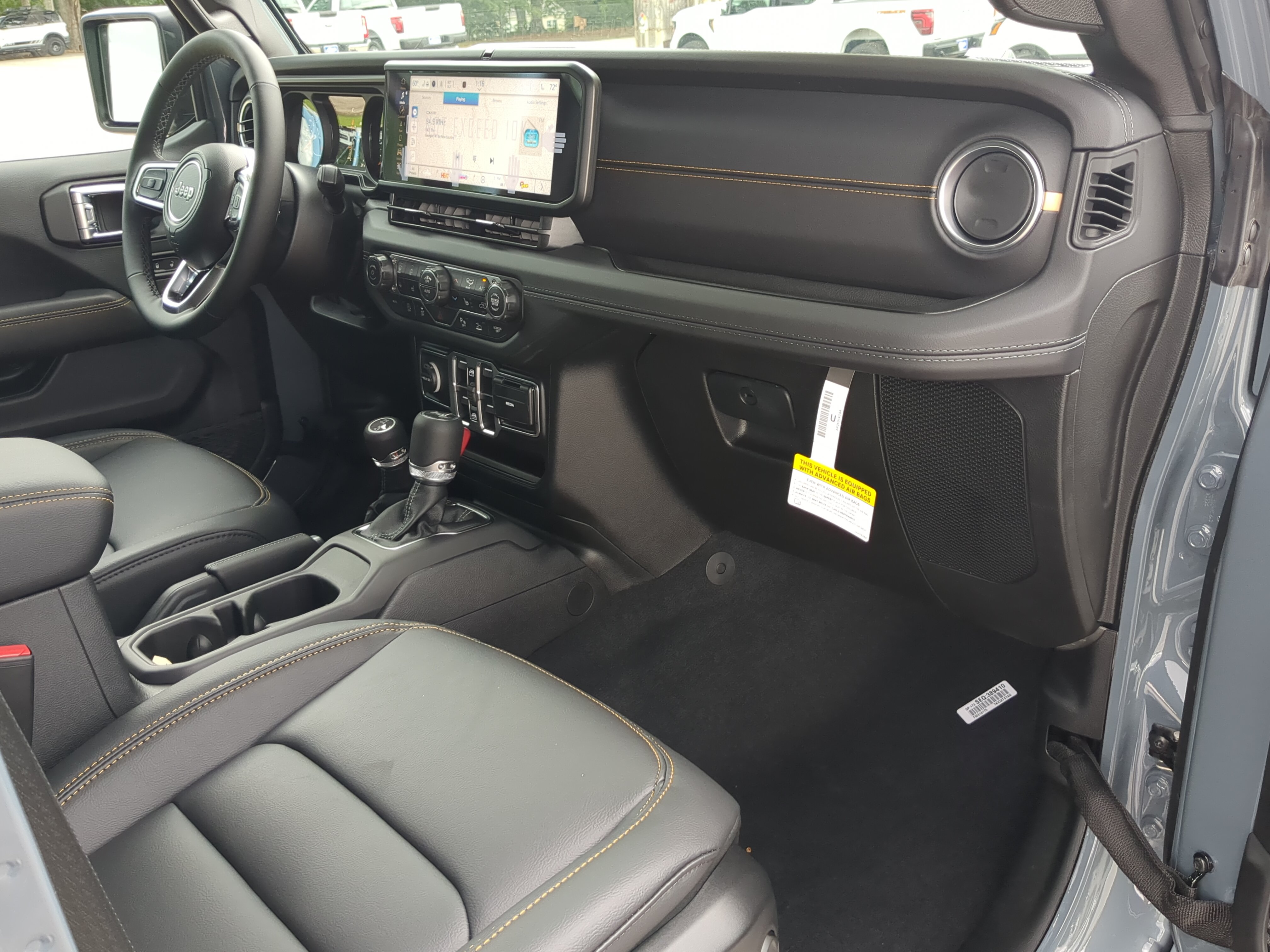 New 2026 Jeep Wrangler Unlimited Sahara AWD/4WD image 14