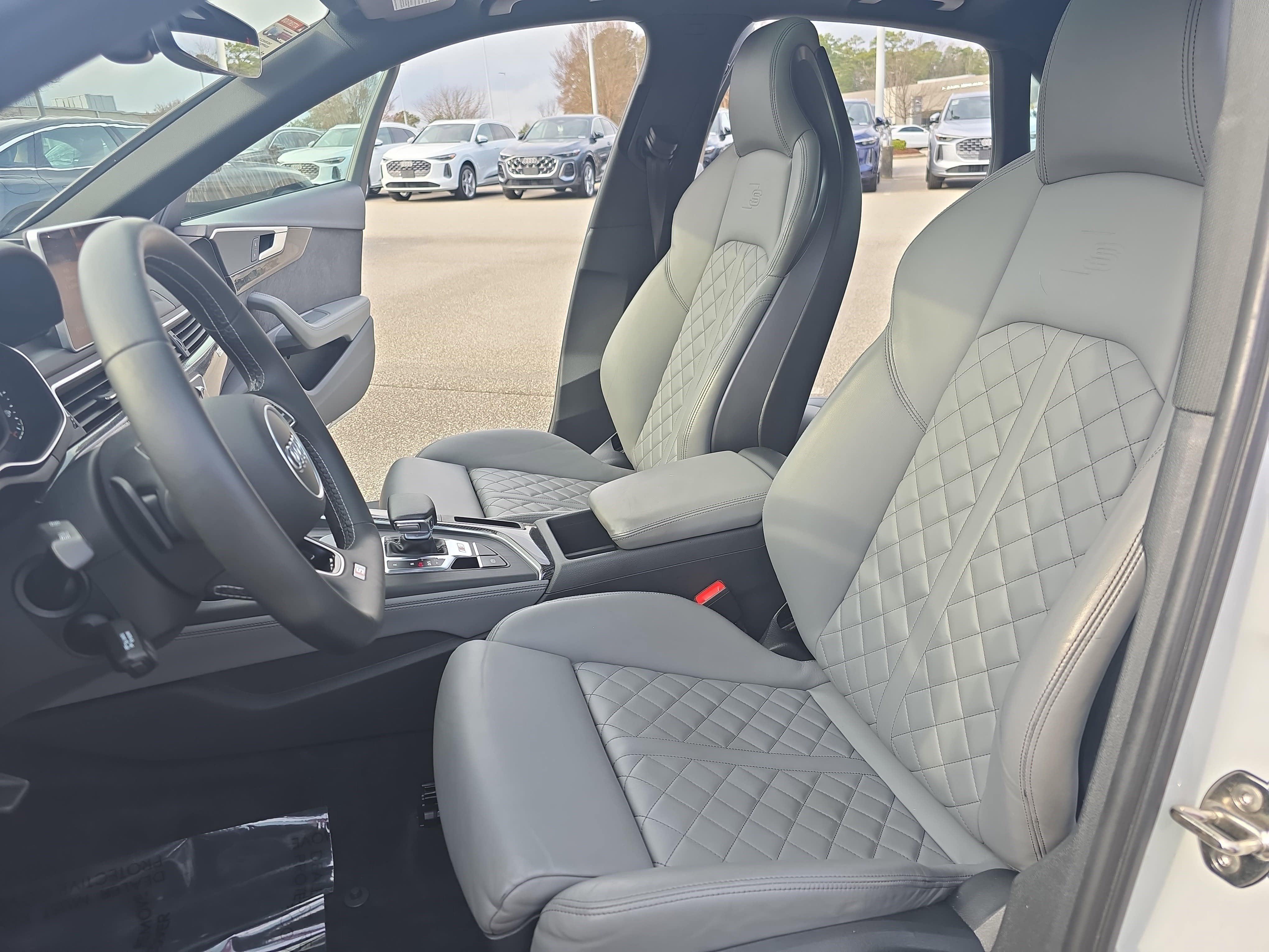 Used 2019 Audi S4 Premium Plus w/ Premium Plus Package image 14