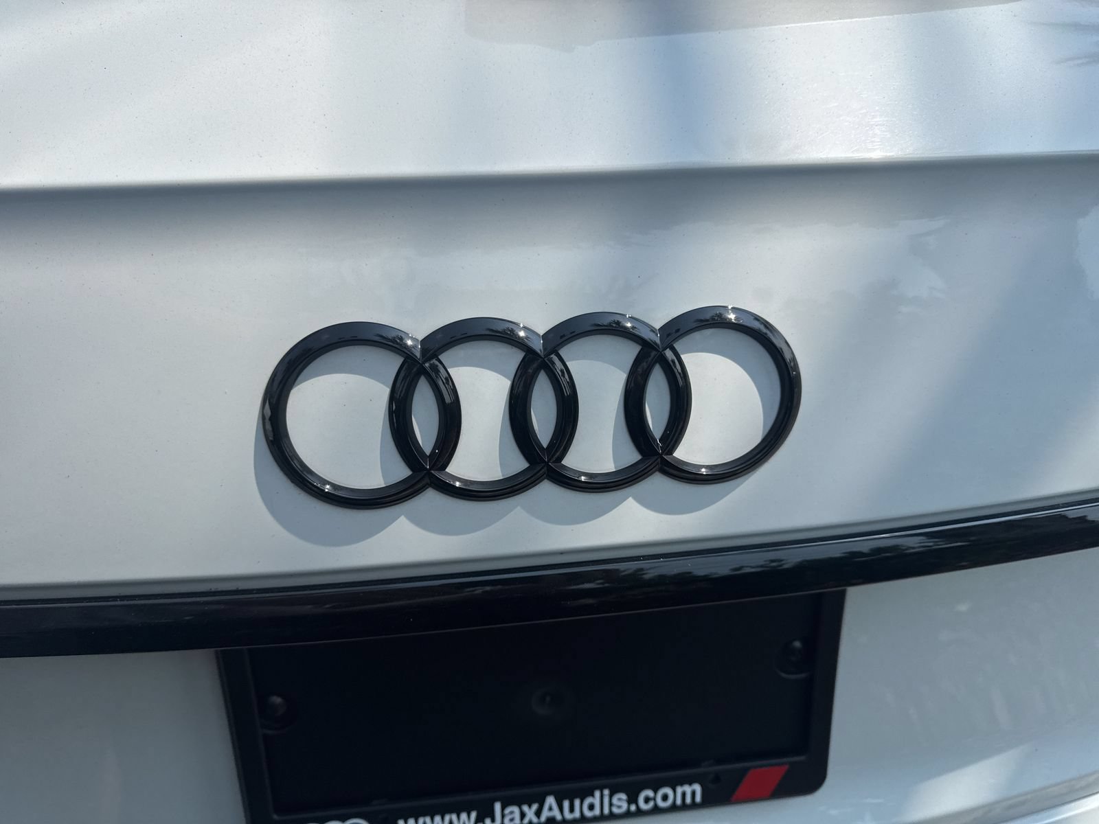 Certified 2023 Audi SQ5 Premium Plus w/ Premium Plus Package AWD/4WD image 9