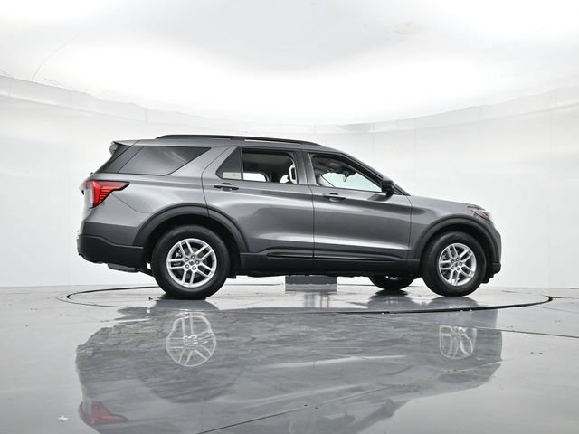 Used 2026 Ford Explorer Active RWD image 33