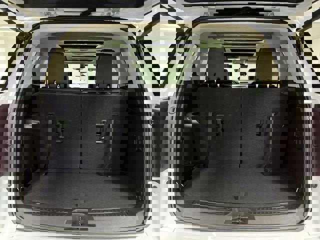 Certified 2023 GMC Acadia Denali w/ Denali Ultimate Package image 27