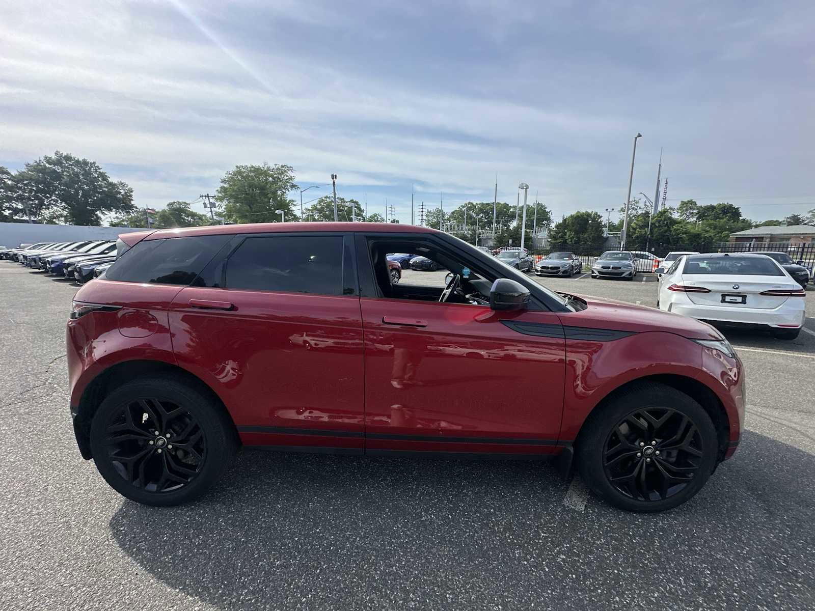 Used 2020 Land Rover Range Rover Evoque SE AWD/4WD image 7