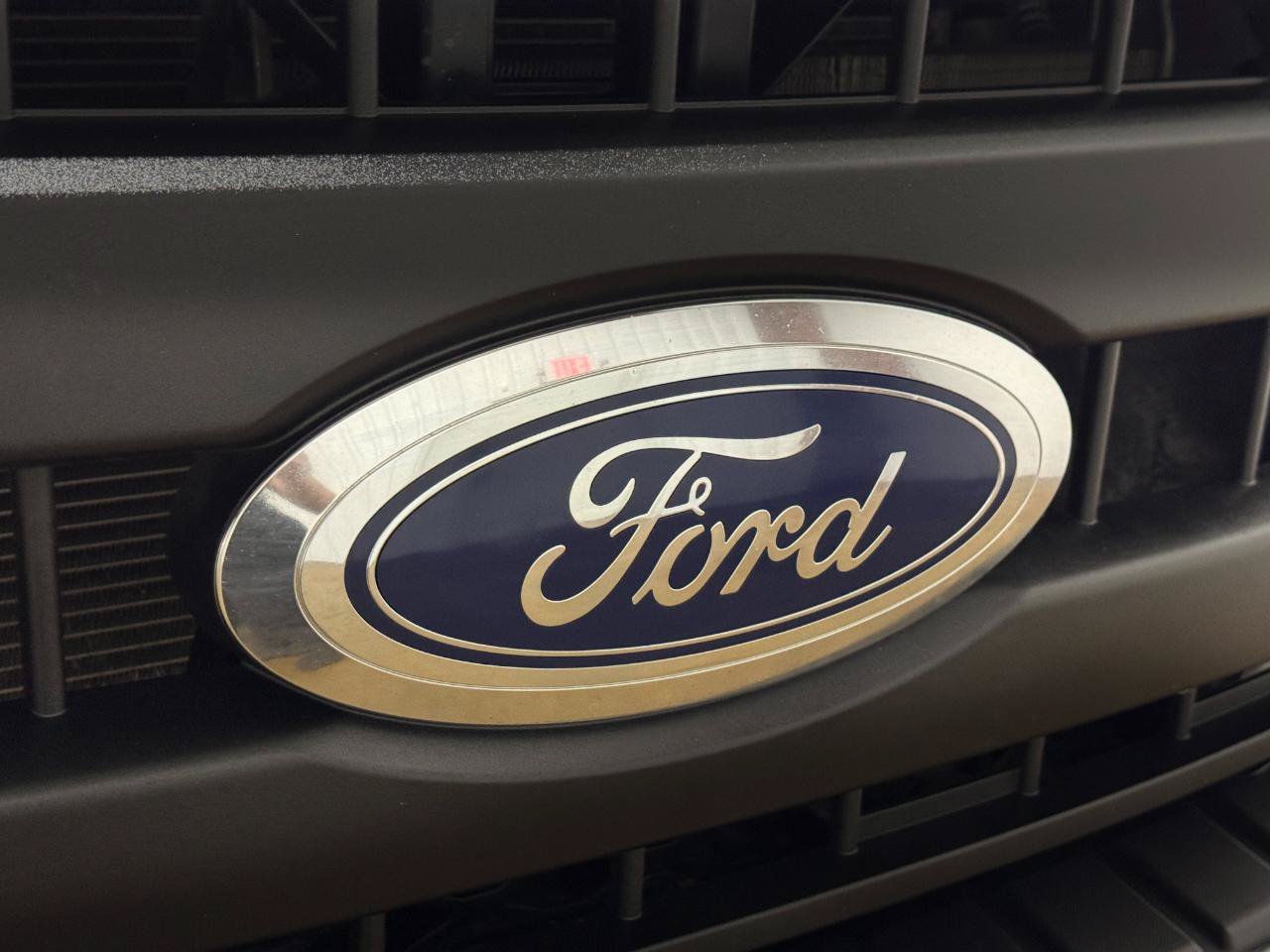 Used 2022 Ford F250 XL w/ Power Equipment Group AWD/4WD image 43