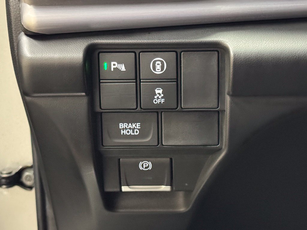 Used 2025 Acura RDX w/ Technology Package AWD/4WD image 18