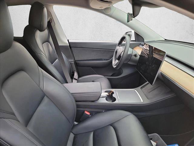 Used 2021 Tesla Model Y Long Range AWD/4WD image 15