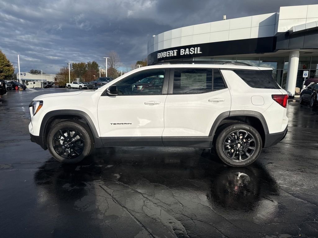 New 2026 GMC Terrain Elevation w/ Black Edition image 7