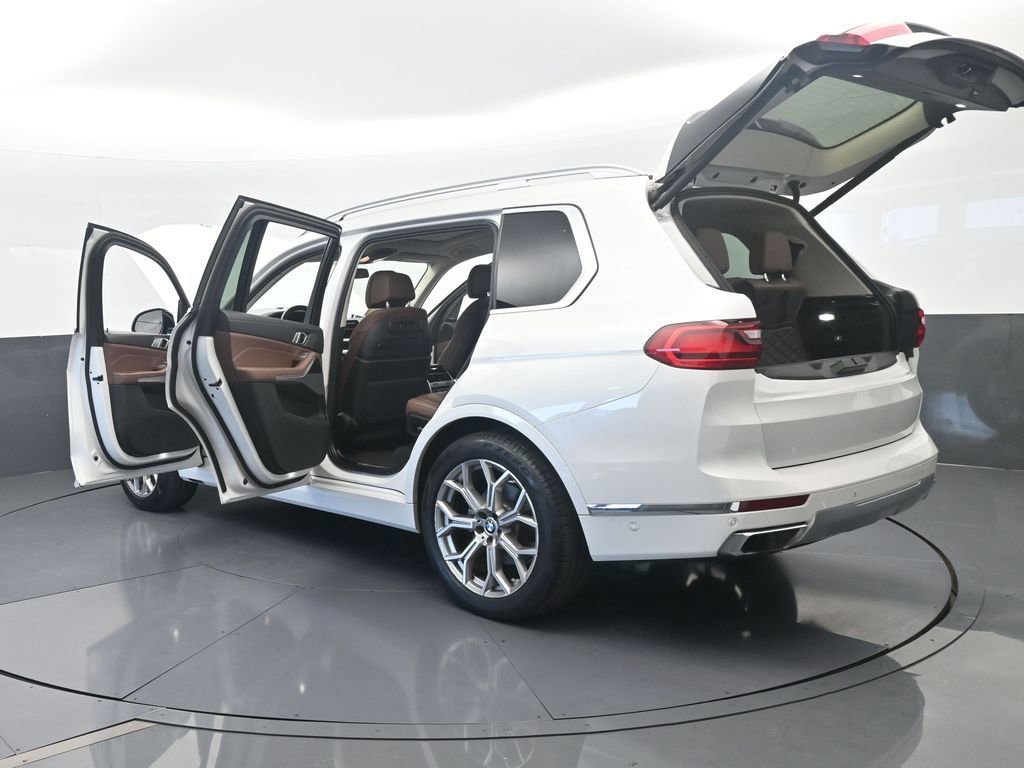 Used 2020 BMW X7 xDrive40i w/ Premium Package AWD/4WD image 85