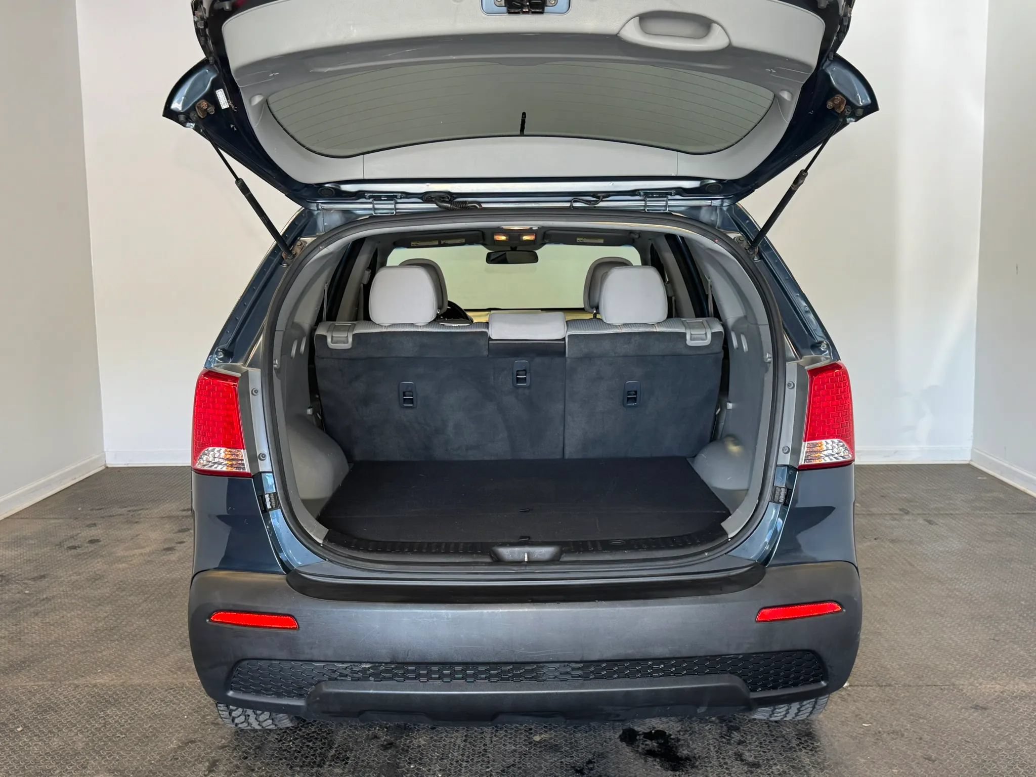 Used 2011 Kia Sorento 2WD image 27