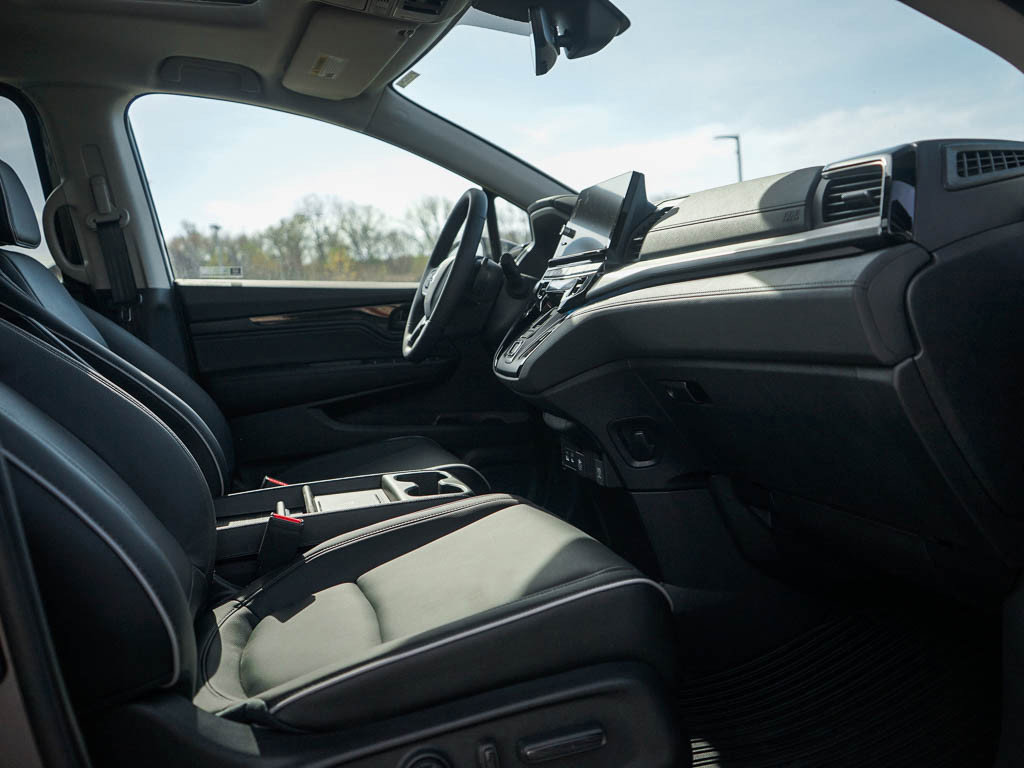 New 2026 Honda Odyssey Touring image 11