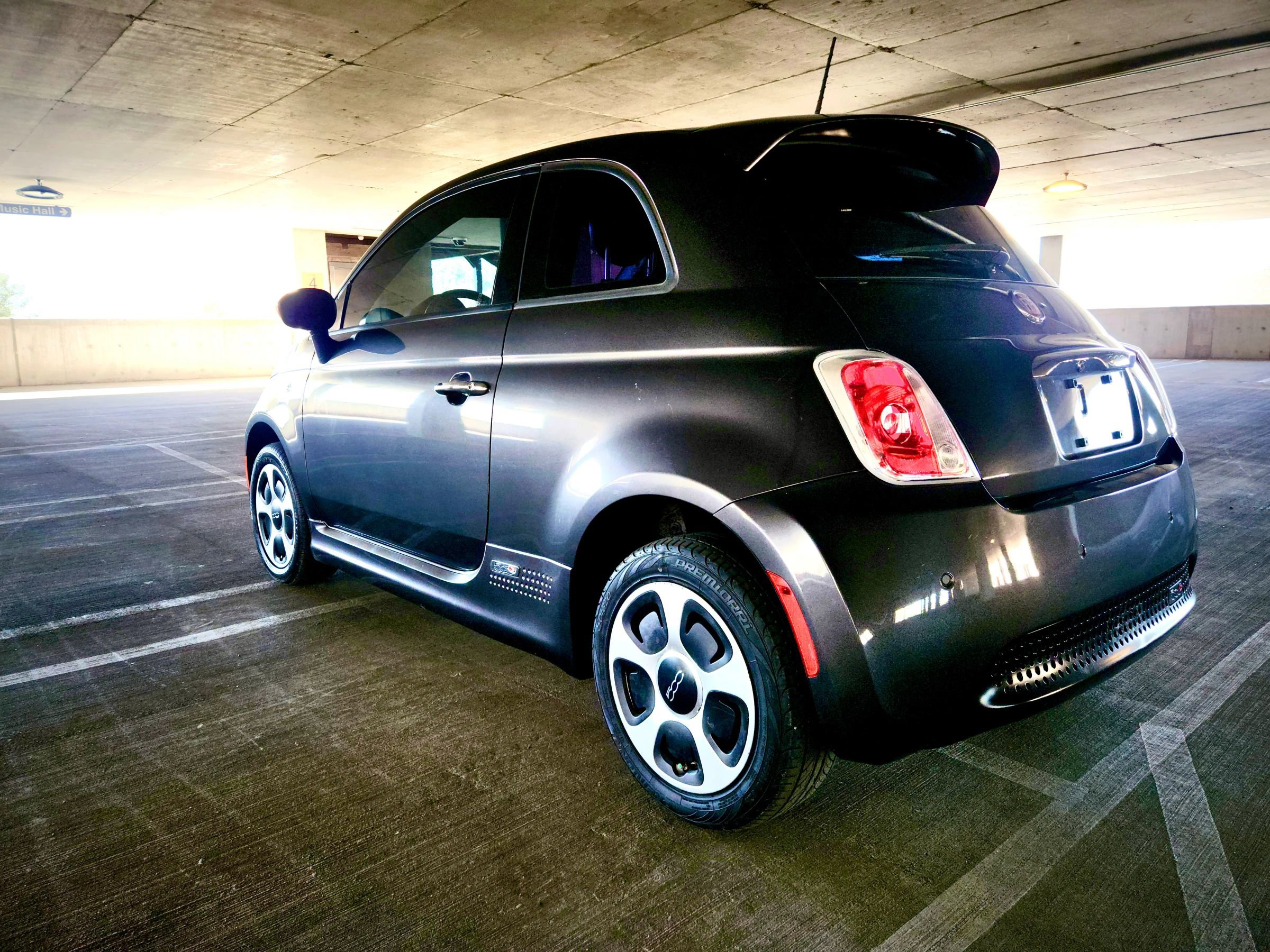 Used 2018 FIAT 500 e image 3