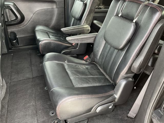 Used 2019 Dodge Grand Caravan GT w/ Safety Sphere Group FWD image 25