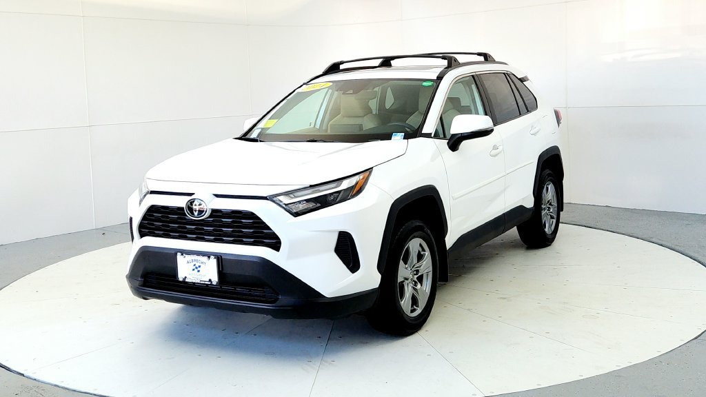 Used 2024 Toyota RAV4 XLE w/ Convenience Package AWD/4WD image 2
