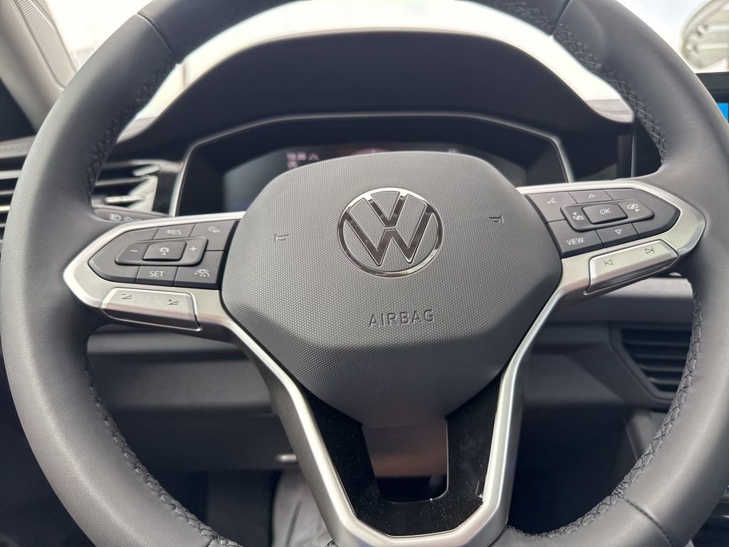 New 2026 Volkswagen Jetta SE FWD image 20
