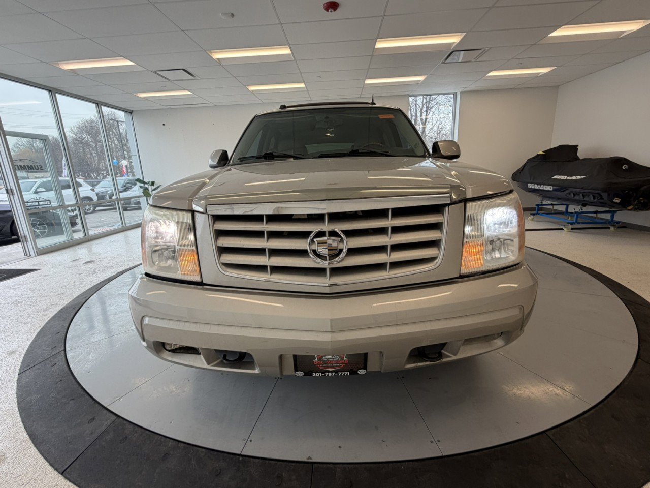 Used 2004 Cadillac Escalade ESV AWD image 37