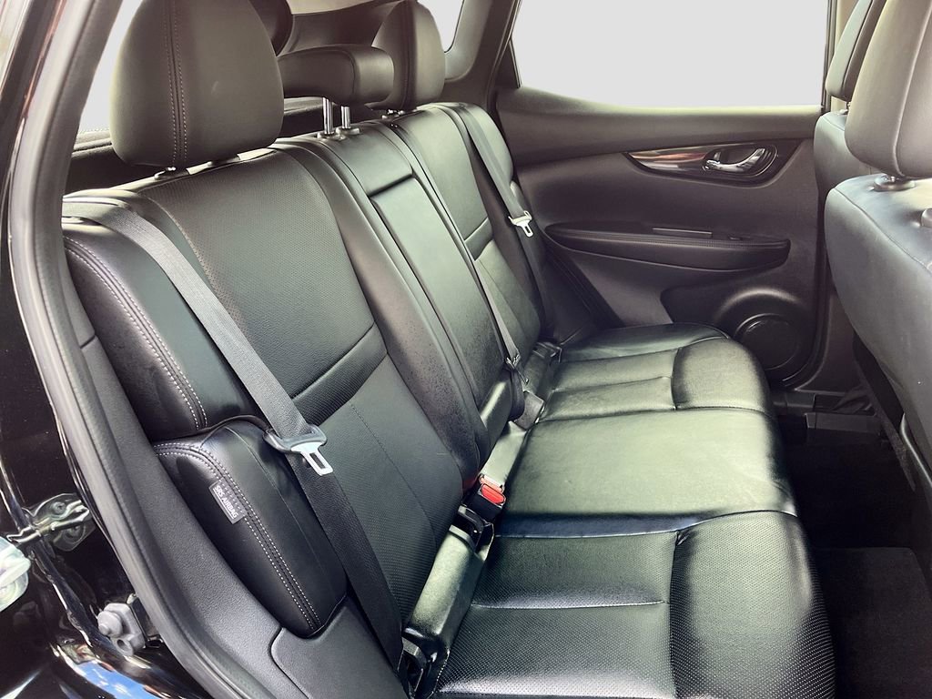 Used 2022 Nissan Rogue Sport SL AWD/4WD image 27