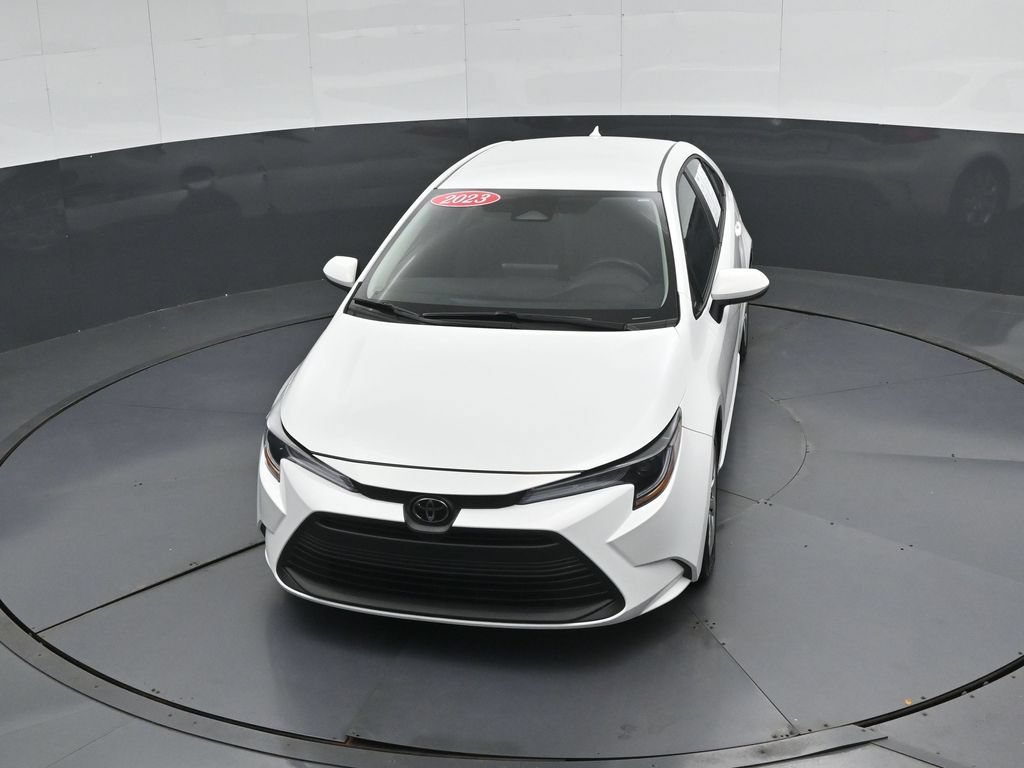 Used 2023 Toyota Corolla LE FWD image 45