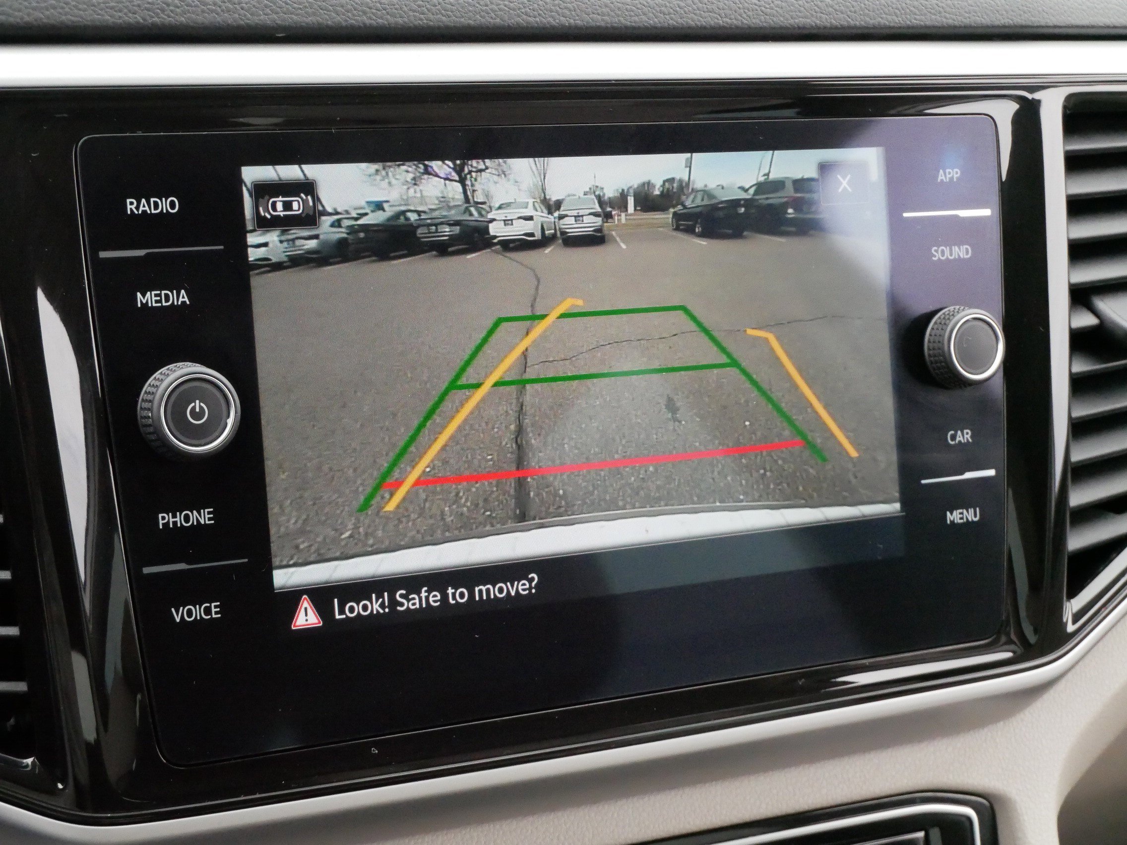 Certified 2023 Volkswagen Atlas SE w/ Panoramic Sunroof Package image 28