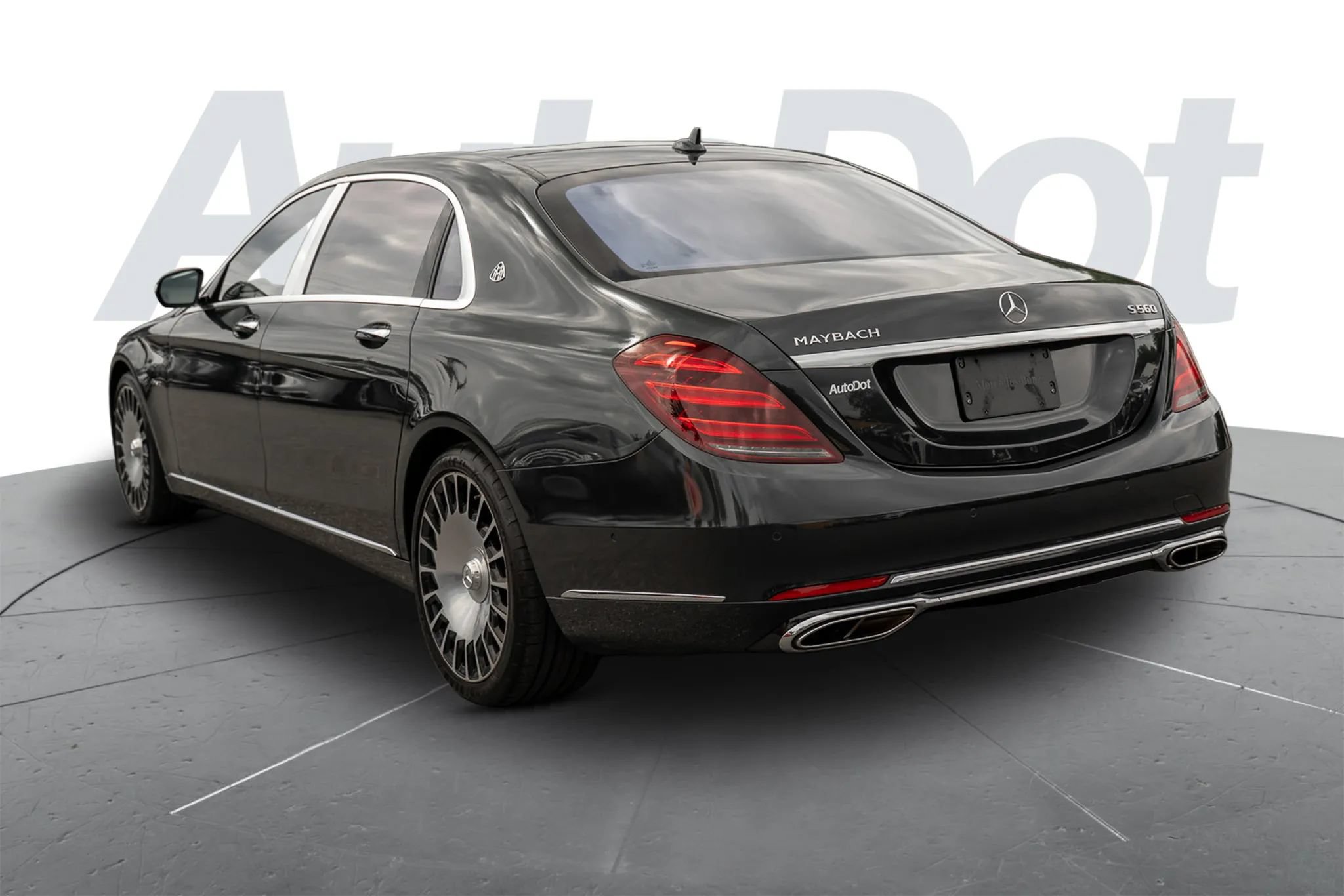 Used 2019 Mercedes-Benz Maybach S 560 4MATIC image 2