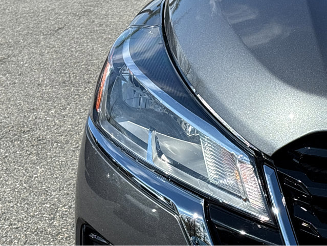 Certified 2025 Nissan Kicks Play S image 17