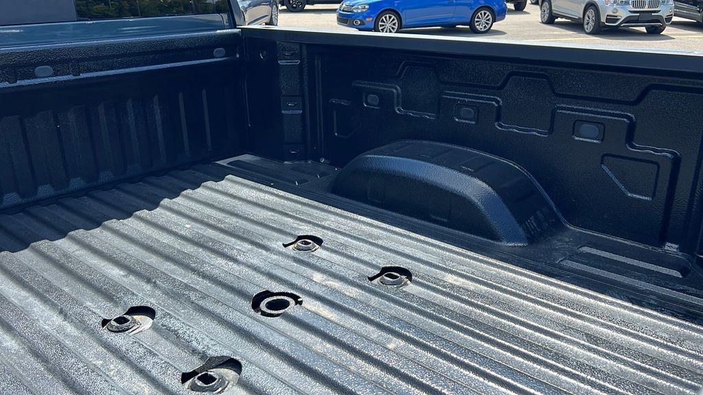 Used 2020 Chevrolet Silverado 2500 LTZ w/ LTZ Plus Package image 39