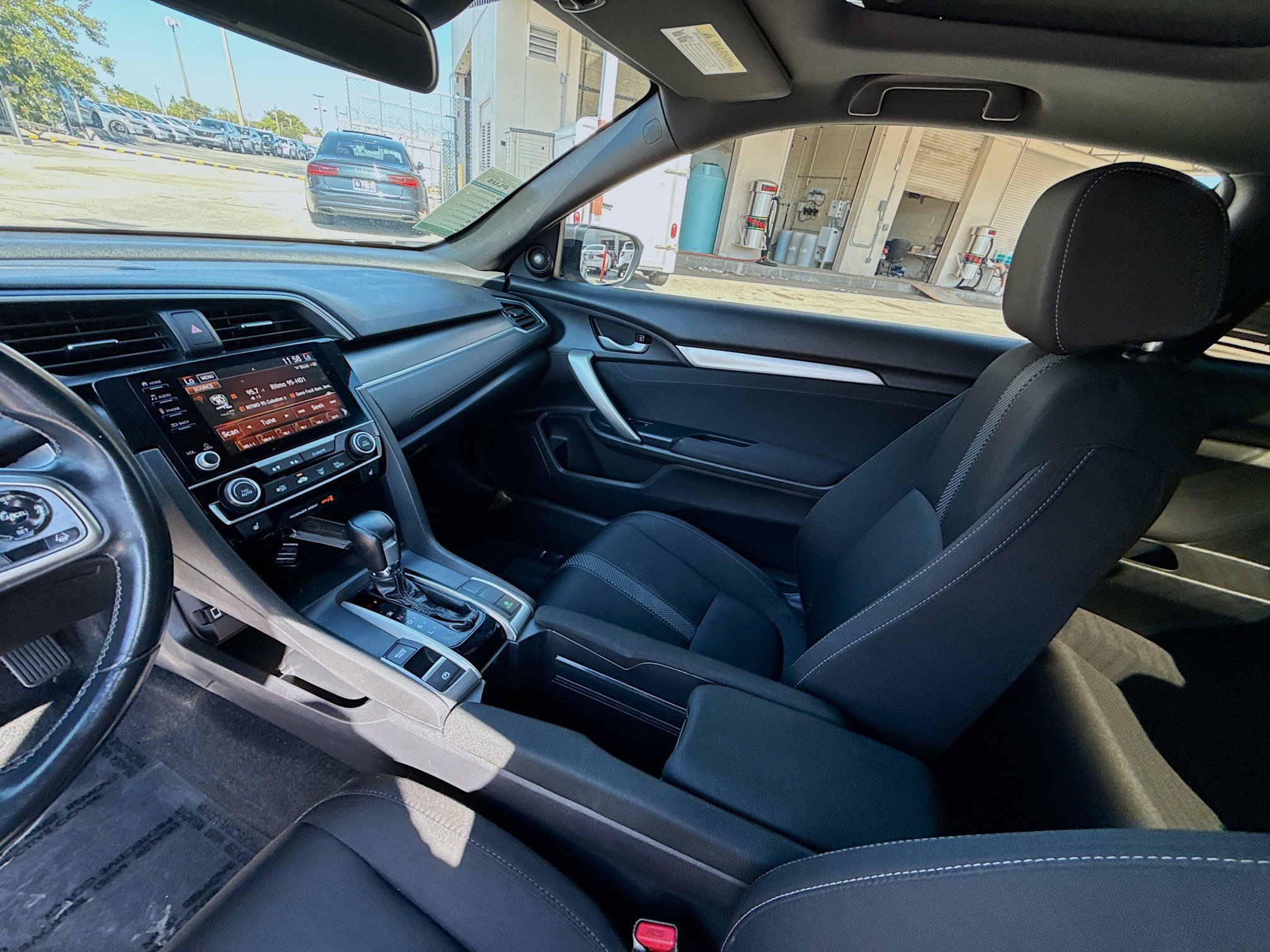 Used 2020 Honda Civic EX image 18